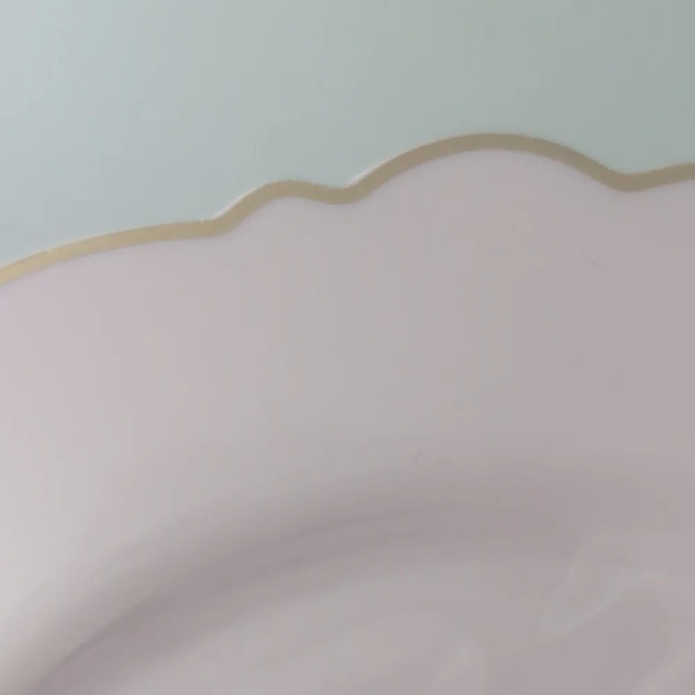 Pink Disposable Tableware Set